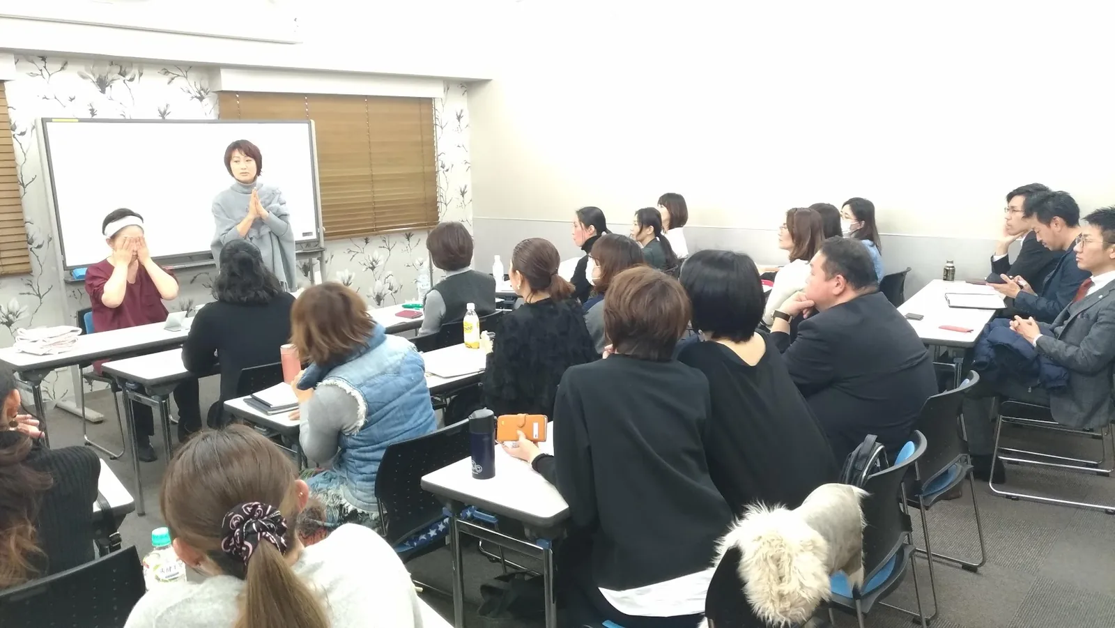 少人数で学ぶ美容研修